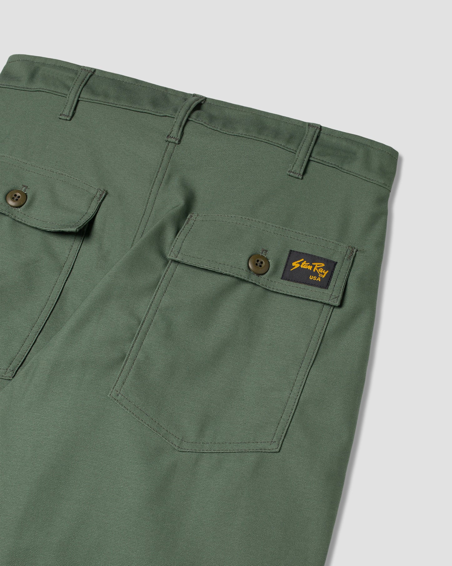 Short de fatigue (satin olive 8,5 oz)