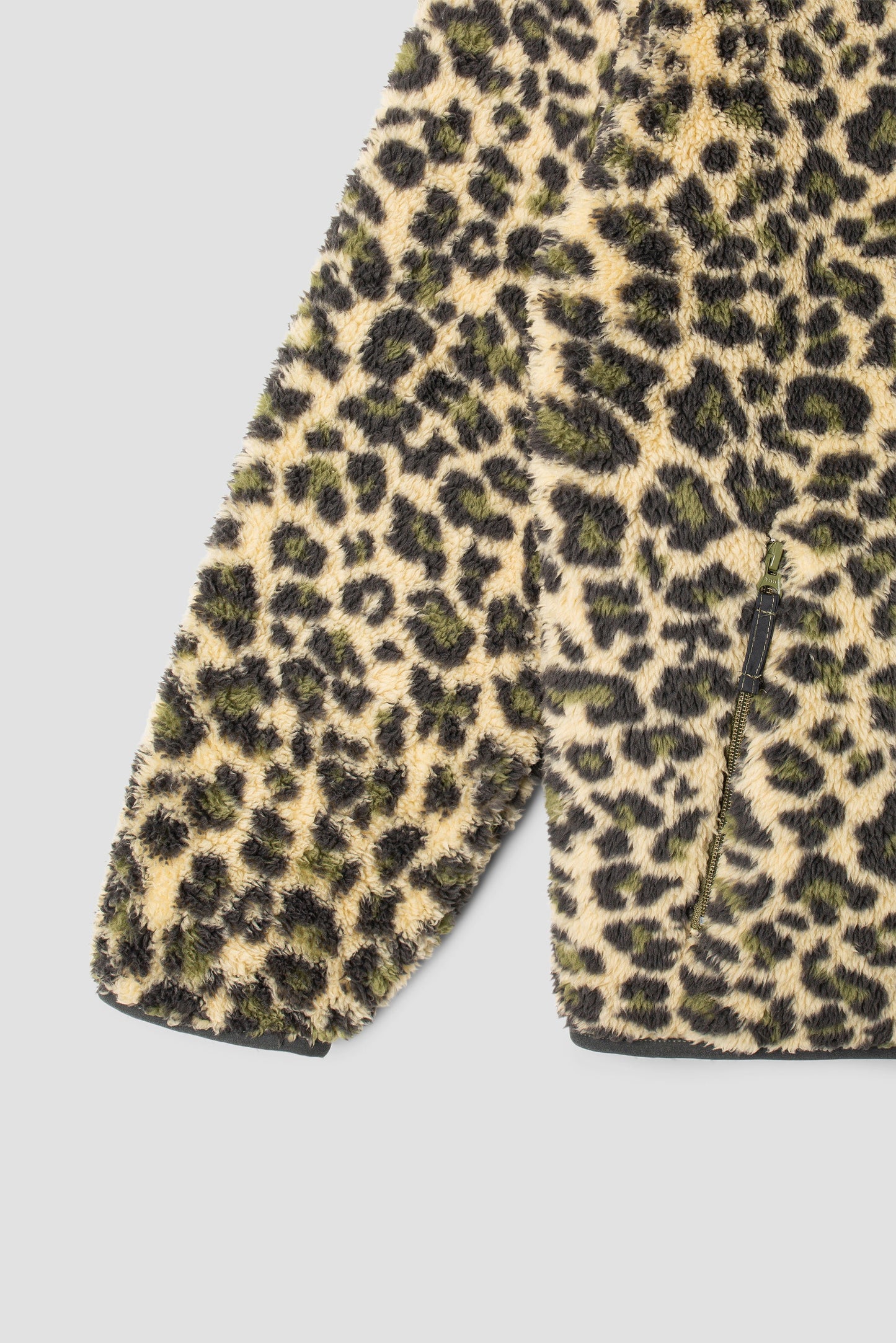 Fleece Jacket (Leopard Camo)